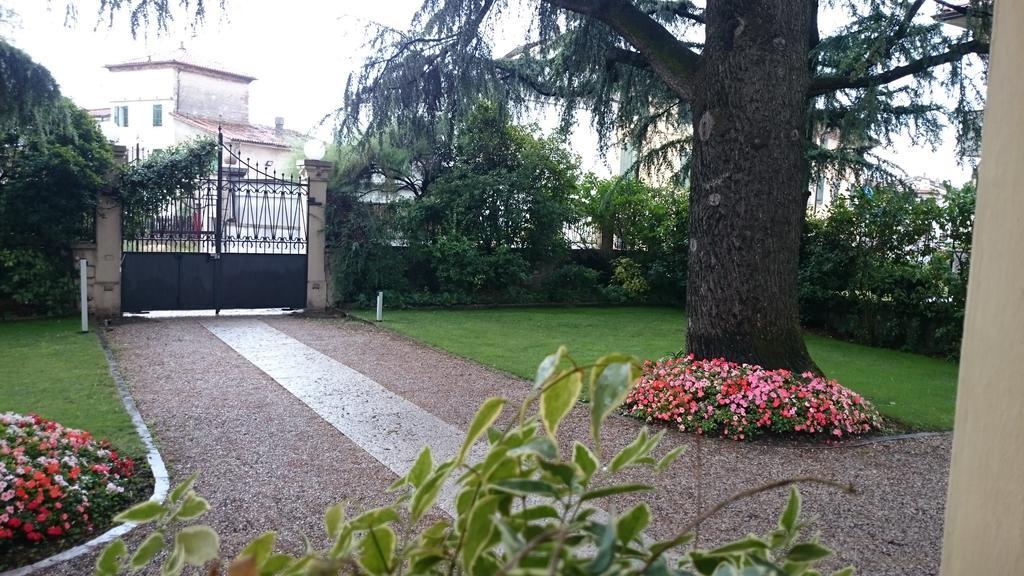 B&B Villa Dei Pini Domegliara Luaran gambar